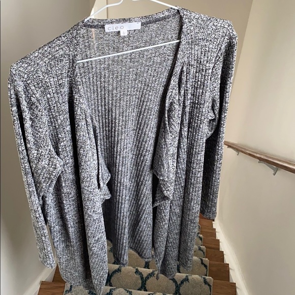 OS Cleo Brand Grey Sweater Cardigan - Picture 2 of 5